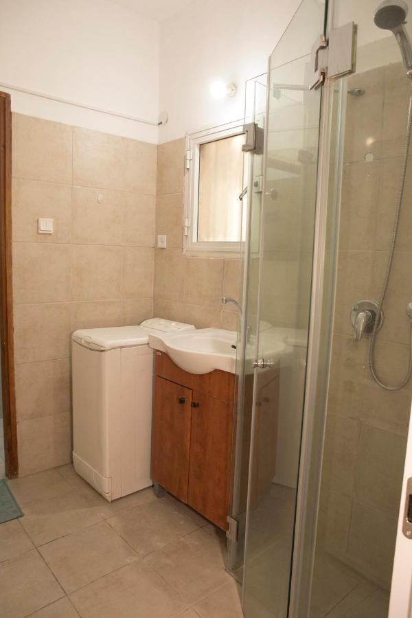 Beautiful Tel-Aviv Port & Beach Dizzengoff Apartments - Host By Bookiz Eksteriør billede